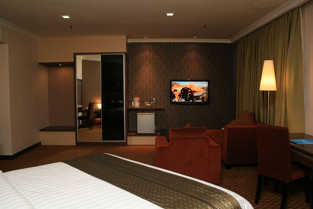 RHR Hotel Kajang Luaran gambar