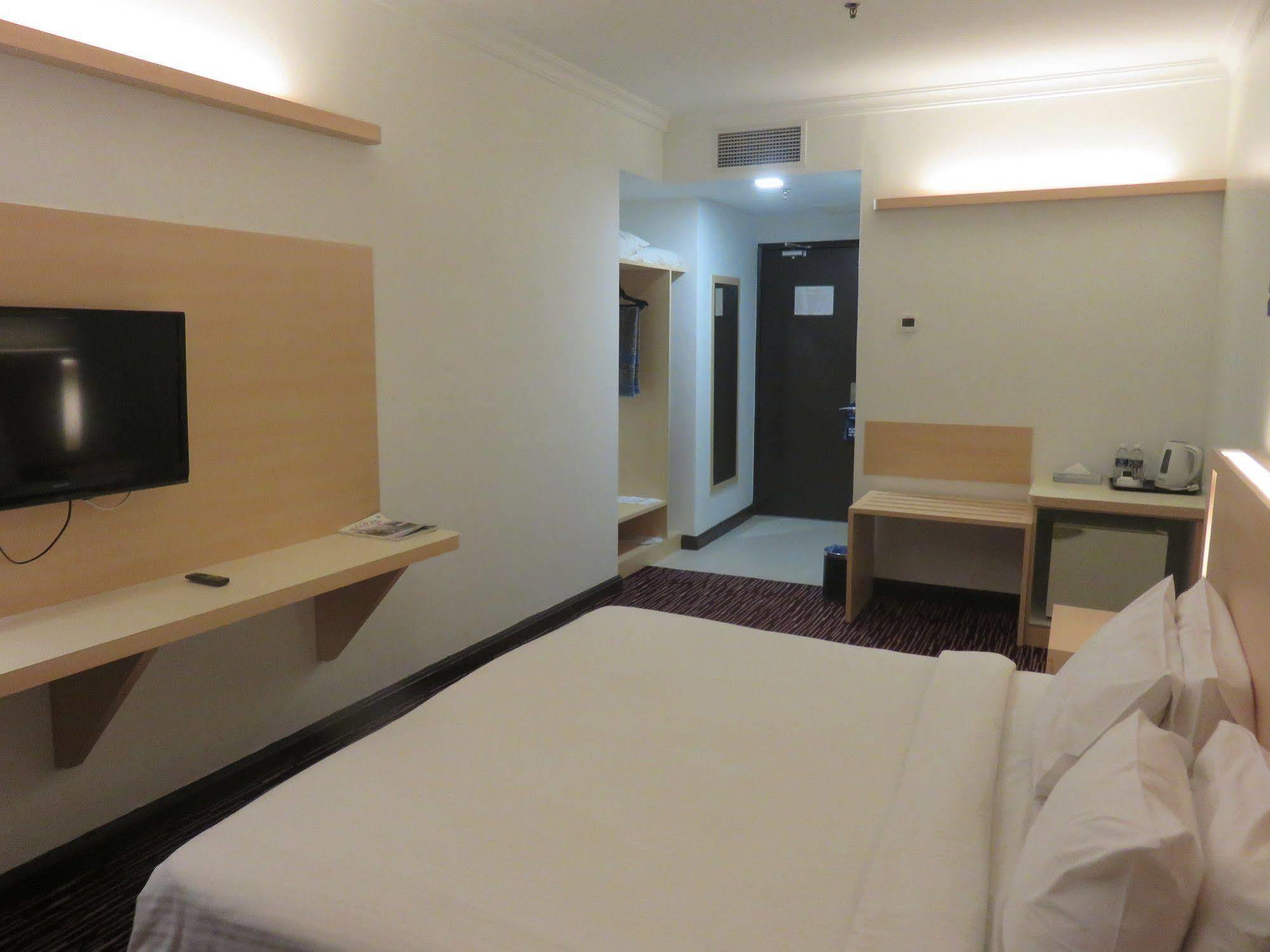 RHR Hotel Kajang Luaran gambar