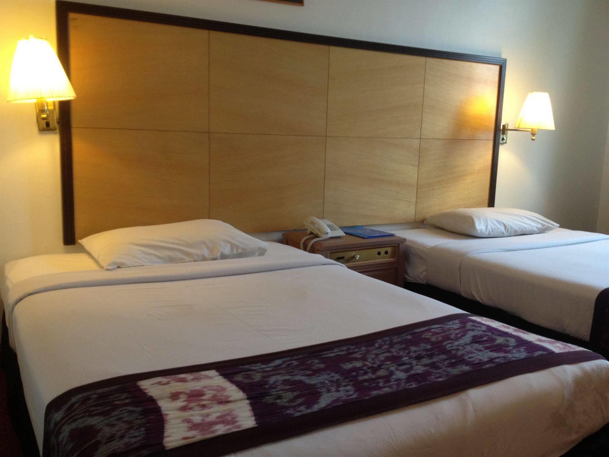 RHR Hotel Kajang Luaran gambar