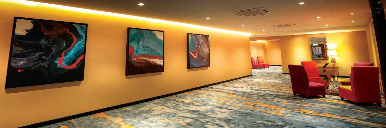 RHR Hotel Kajang Luaran gambar