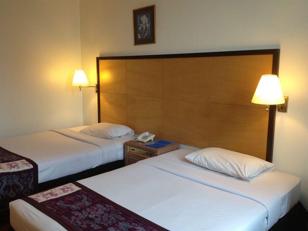 RHR Hotel Kajang Luaran gambar